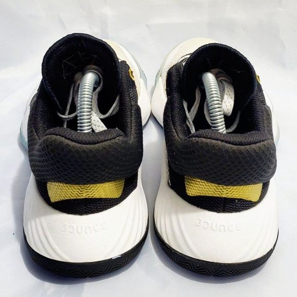 Adidas D.O.N Issue #1 Spiderman Edition Sneakers White/Black EH2434 Men's Size 6 - Picture 7 of 10